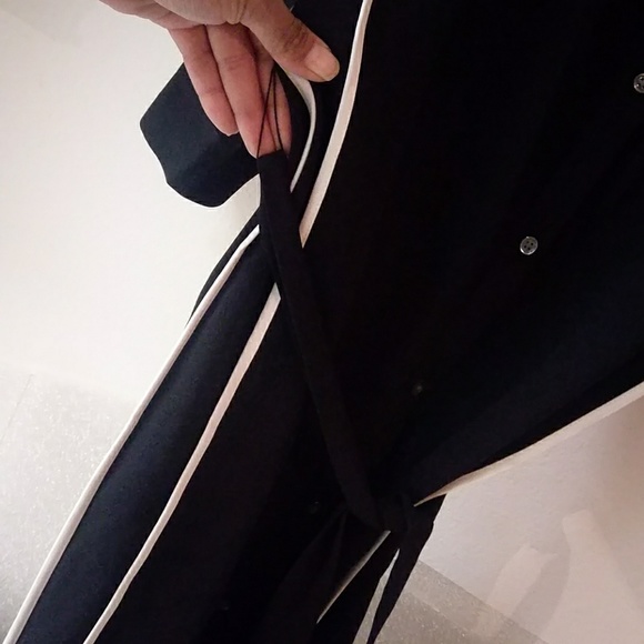 Totally businezz Taylor - Picture 4 of 8